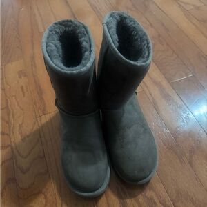 UGG Boots - Gray